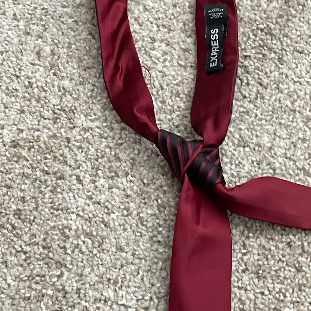 Express skinny tie red
